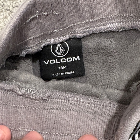 Volcom Kids Gray Fleece Jogger Set - Picture 6 of 7